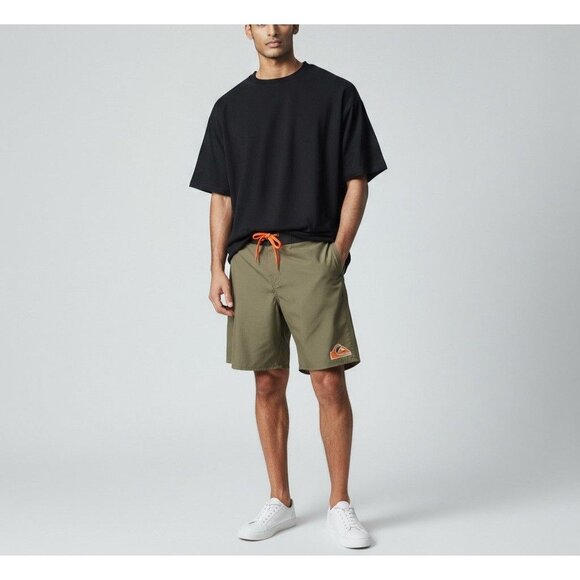 Quiksilver Mens Khaki Board Shorts Size 26 With Orange Drawstring & Pocket - Picture 1 of 13